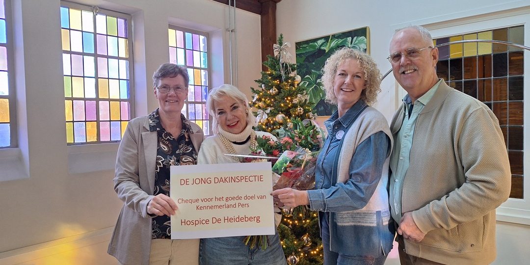 foto overhandiging cheque